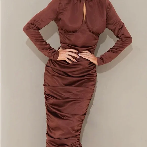 🌟SOLD PRETTYLITTLETHING Chocolate high neck underwire detail ruched midi 6 NEW - Picture 7 of 15
